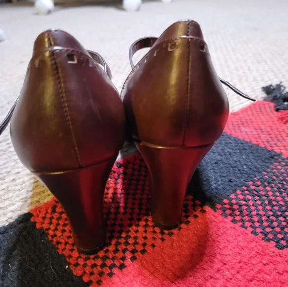 Etienne Aigner Nadine strap retro look heel size 7M - Picture 5 of 10